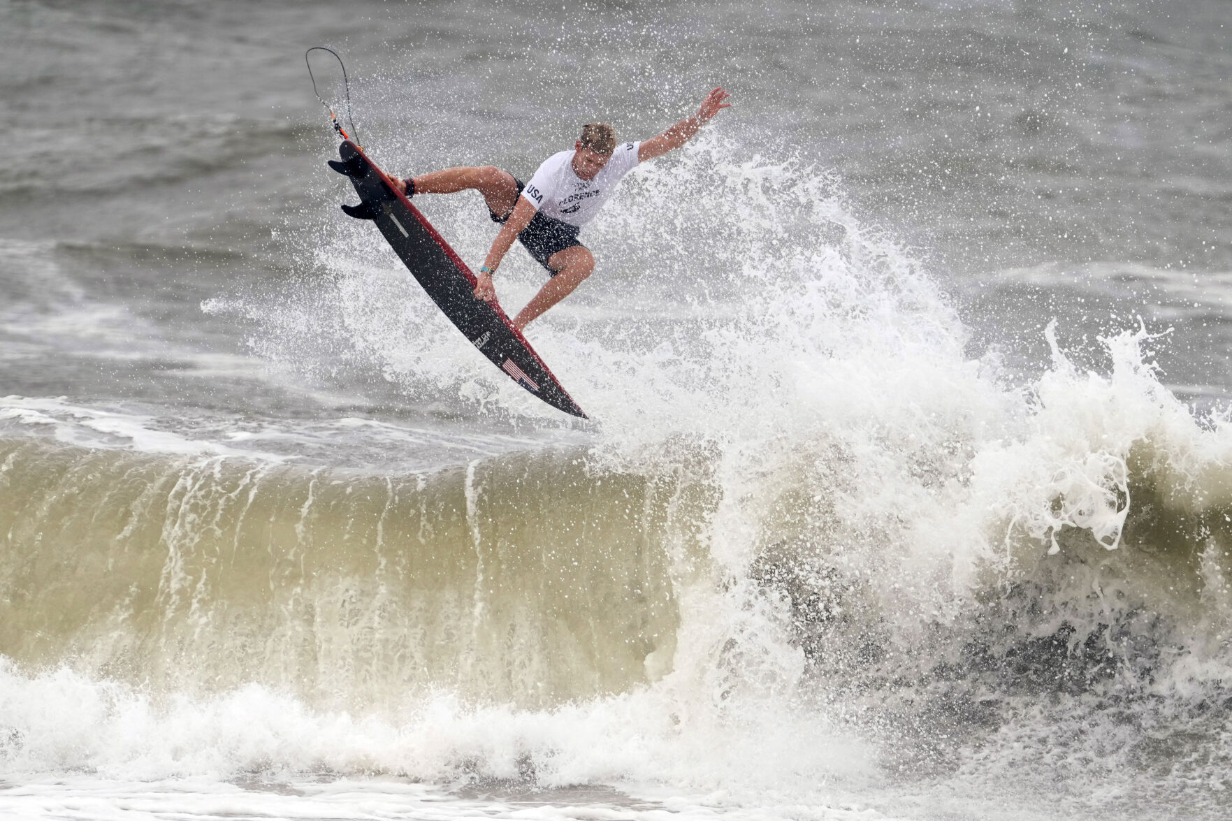 APTOPIX Tokyo Olympics Surfing